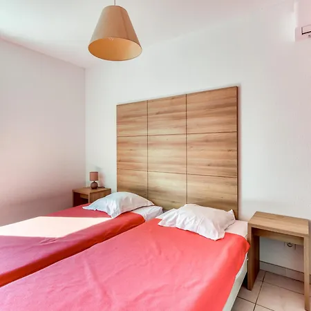 Vacancéole - Résidence Cap Camargue Aparthotel 3*