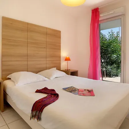 Appart hôtel Vacancéole - Résidence Cap Camargue