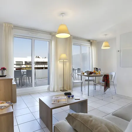 Vacanceole - Cap Camargue Aparthotel