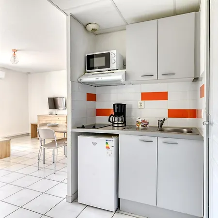 Vacanceole - Cap Camargue Aparthotel 3*