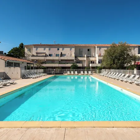 Vacancéole - Résidence Cap Camargue 3*